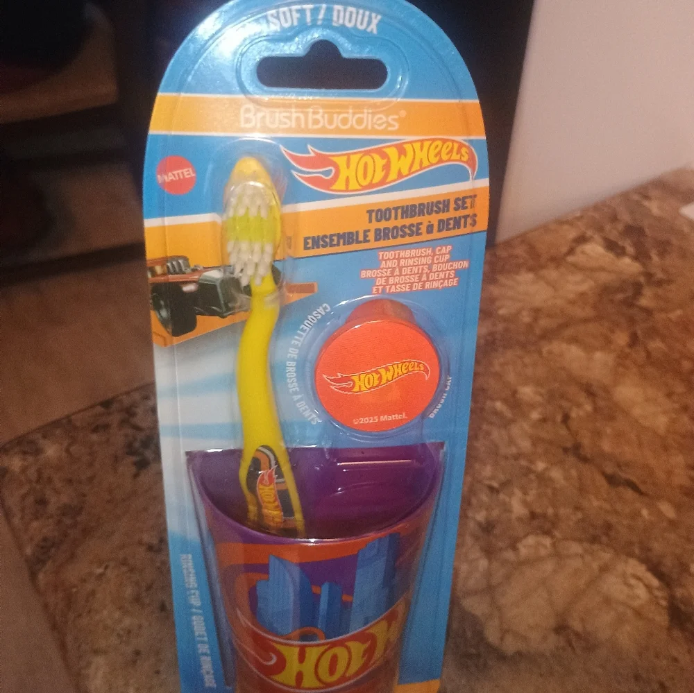 Hot Wheels Toothbrush Set with Cup